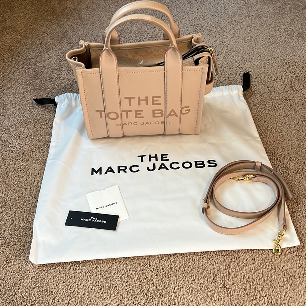 Marc Jacobs Mini Traveler Tote